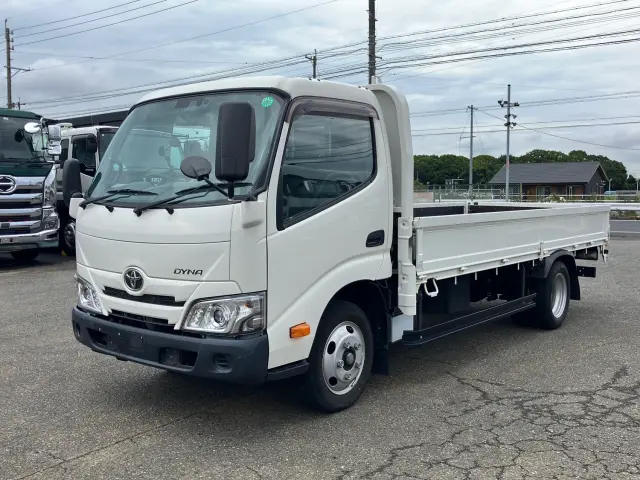 トヨタ ダイナ 2RG-XZC655(2WD)の写真1