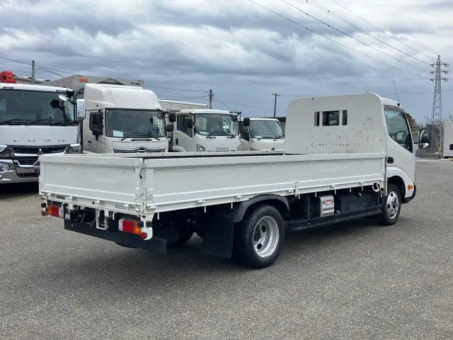 トヨタ ダイナ 2RG-XZC655(2WD)の写真3