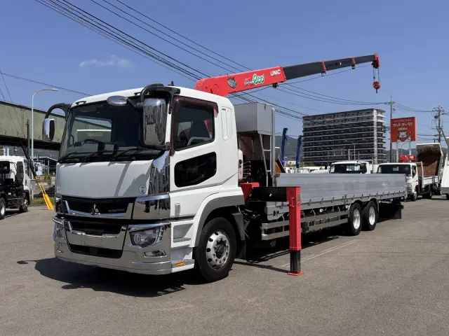 三菱 スーパーグレート 2PG-FY74HY(6x4)の写真1