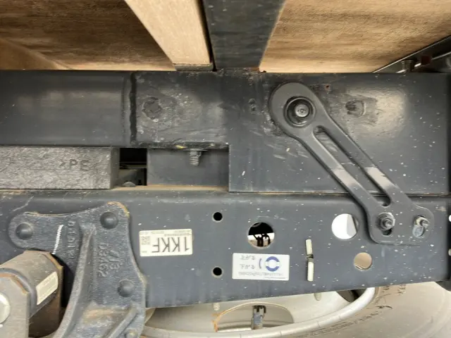 いすゞ エルフ 2RG-NMR88R(2WD)の写真14