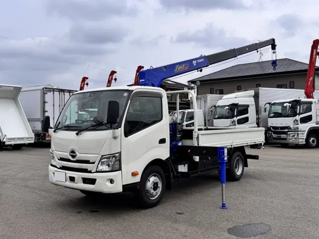 日野 デュトロ 2KG-XZU710M(2WD)の写真1