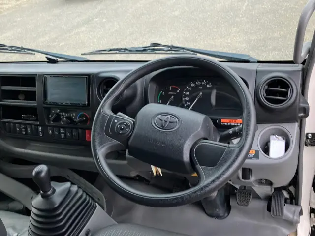 トヨタ ダイナ 2KG-XZU710(2WD)の写真21