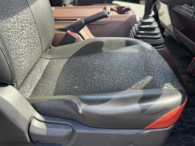 日野 レンジャー 2KG-FC2ABA(2WD)の写真19