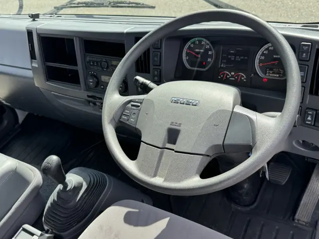 いすゞ フォワード 2PG-FRR90S2(2WD)の写真21