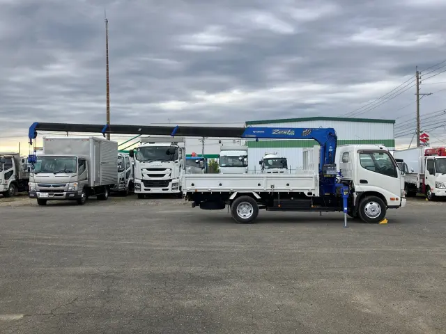 日野 デュトロ SKG-XZU650M(2WD)の写真6