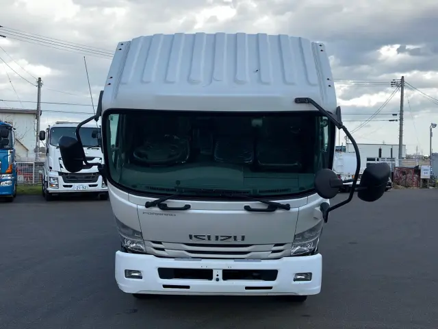 いすゞ フォワード 2PG-FRR90S1(2WD)の写真24