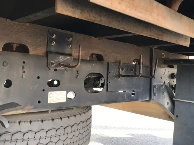 いすゞ フォワード TKG-FRR90S1(2WD)の写真14