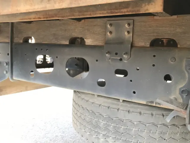 いすゞ フォワード TKG-FRR90S1(2WD)の写真15