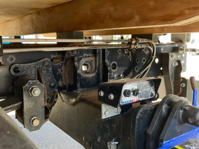 いすゞ エルフ TRG-NPR85AR(2WD)の写真14