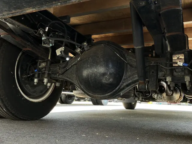 いすゞ エルフ TRG-NPR85AR(2WD)の写真16