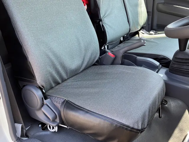 いすゞ エルフ TRG-NPR85AR(2WD)の写真19