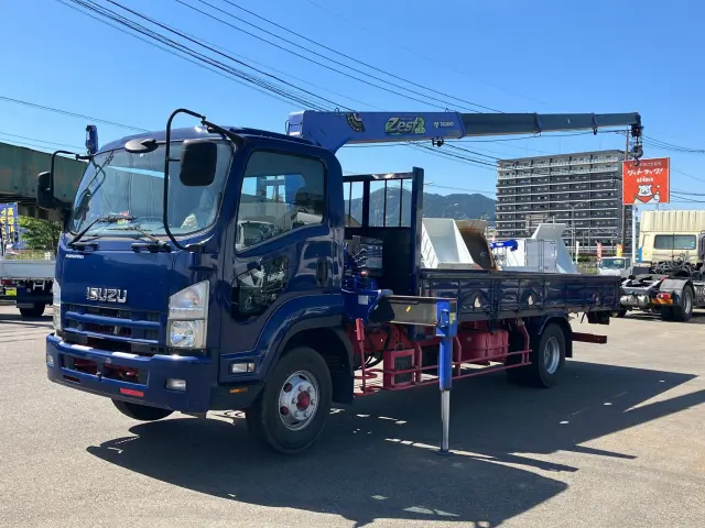 いすゞ フォワード TKG-FRR90S1(2WD)の写真1