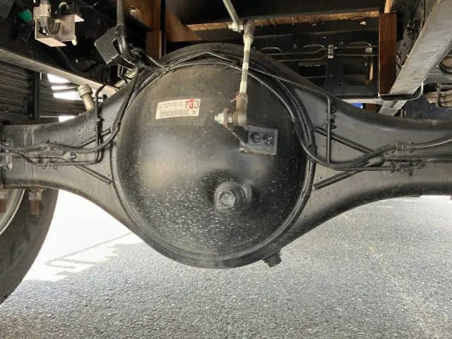 いすゞ フォワード 2RG-FRR90S2(2WD)の写真16