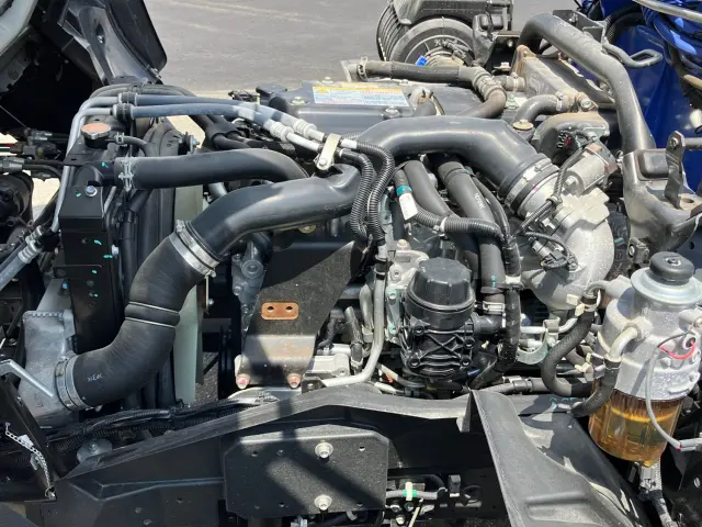 いすゞ フォワード 2RG-FRR90S2(2WD)の写真17