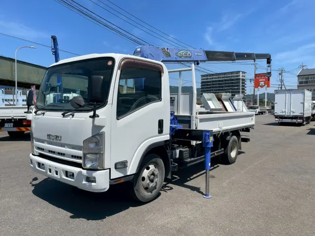 いすゞ エルフ TKG-NPR85AR(2WD)の写真1