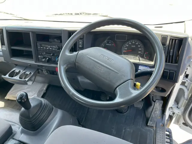 いすゞ エルフ TKG-NPR85AR(2WD)の写真21