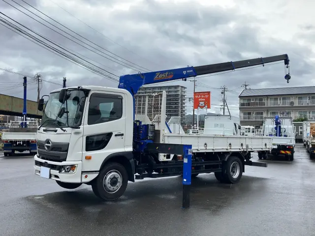 日野 レンジャー 2PG-FJ2ABA(2WD)の写真1
