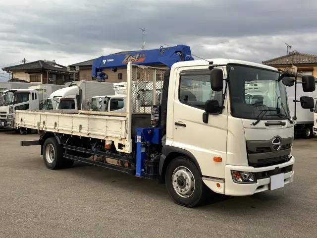 日野 レンジャー 2PG-FJ2ABA(2WD)の写真2