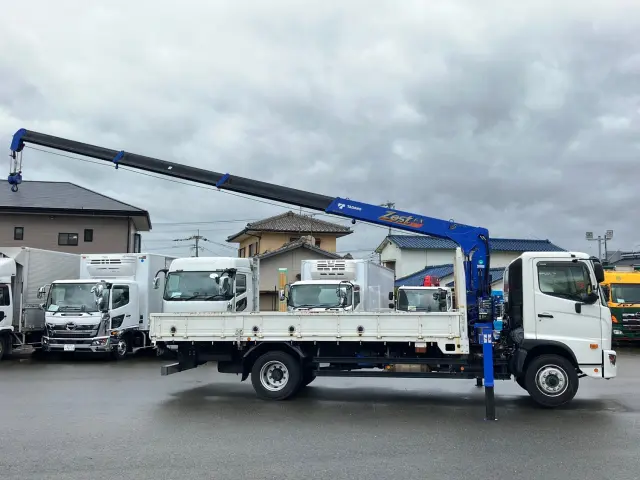 日野 レンジャー 2PG-FJ2ABA(2WD)の写真6