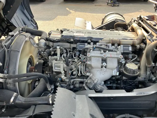 三菱 ファイター 2KG-FK61F(2WD)の写真17
