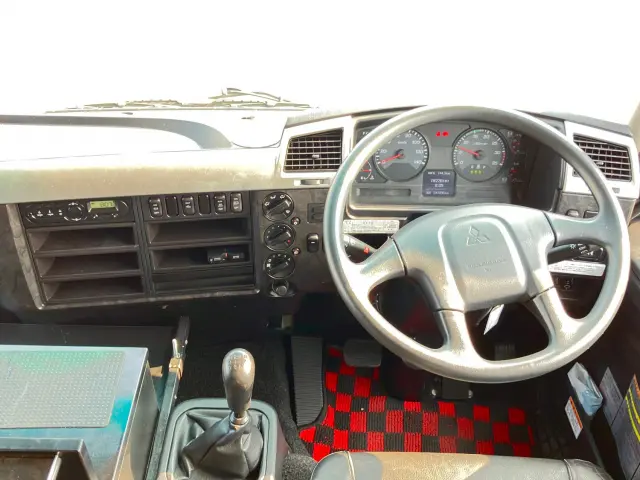 三菱 ファイター 2KG-FK61F(2WD)の写真21