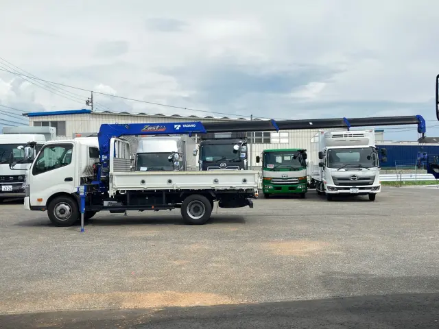 日野 デュトロ 2RG-XZU712M(2WD)の写真5
