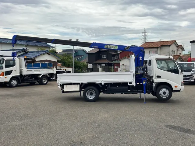 日野 デュトロ TKG-XZU695M(4WD)の写真6