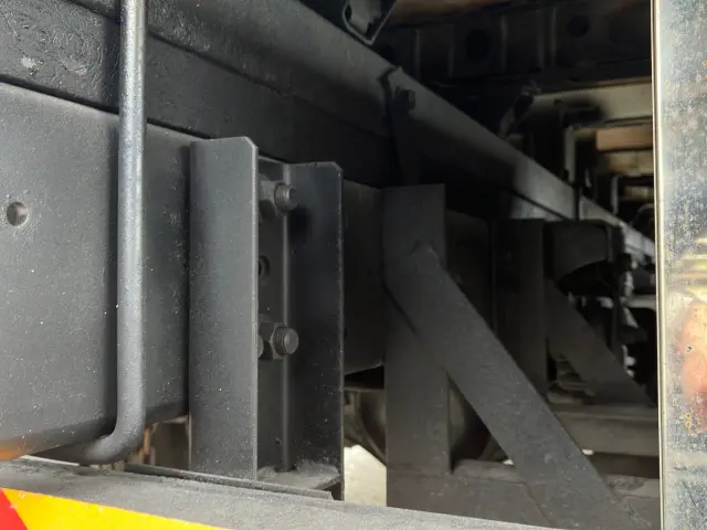 日野 デュトロ TKG-XZU695M(4WD)の写真15