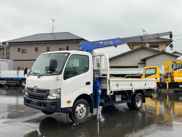 トヨタ ダイナ TKG-XZU710(2WD)の写真1