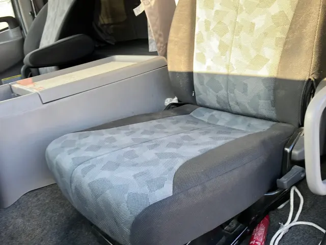 UD コンドル LKG-PK39CH(2WD)の写真20