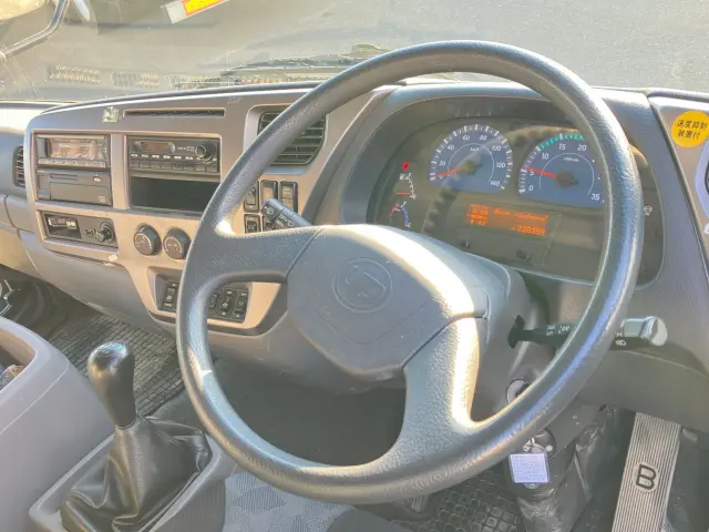 UD コンドル LKG-PK39CH(2WD)の写真21