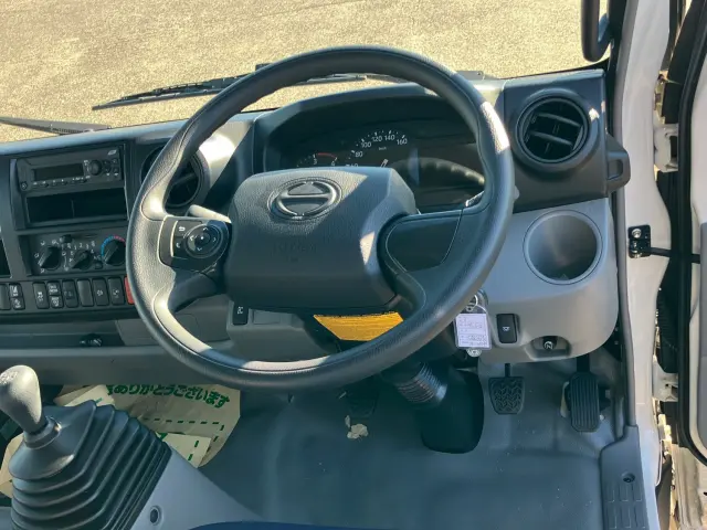 日野 デュトロ 2WG-XZU713M(2WD)の写真21
