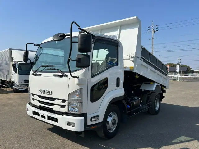 いすゞ フォワード 2RG-FRR90S1(2WD)の写真1