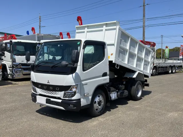 三菱 キャンター 2RG-FBA60(2WD)の写真1