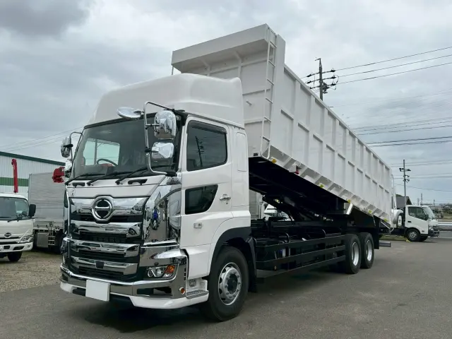 日野 プロフィア 2DG-FS1AHE(6x4)の写真1