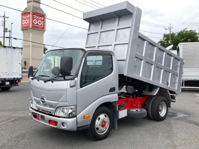 日野 デュトロ 2RG-XZU600T(2WD)の写真1