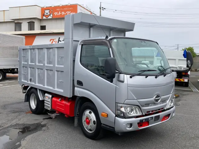 日野 デュトロ 2RG-XZU600T(2WD)の写真2