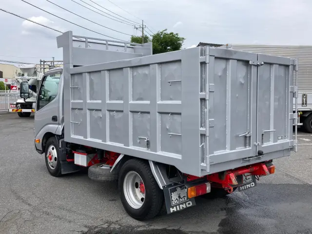 日野 デュトロ 2RG-XZU600T(2WD)の写真4