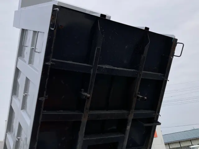 日野 デュトロ 2RG-XZU600T(2WD)の写真16