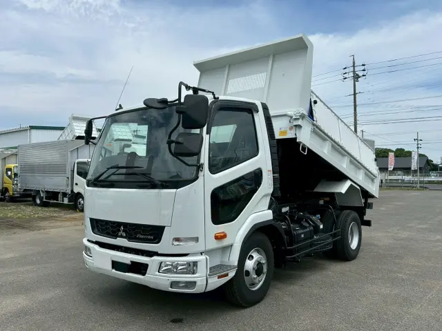 三菱 ファイター 2KG-FK72F(2WD)の写真1