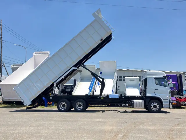 三菱 スーパーグレート 2PG-FV80VZ(8x4)の写真6