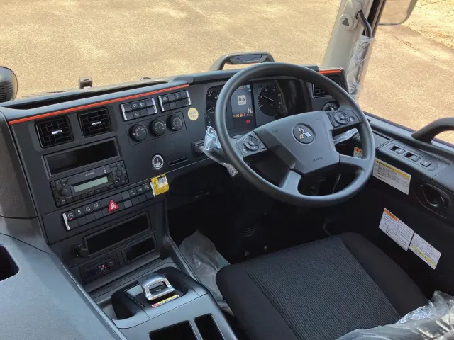 三菱 スーパーグレート 2PG-FV80VZ(8x4)の写真24