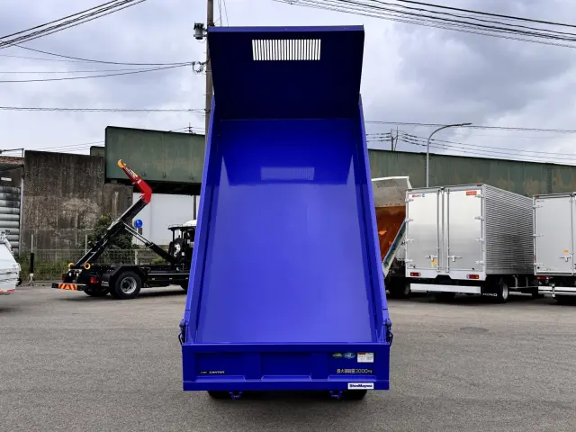 三菱 キャンター 2RG-FBA60(2WD)の写真10