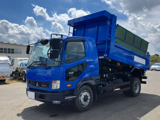 三菱 ファイター 2KG-FK62FZ(2WD)の写真1