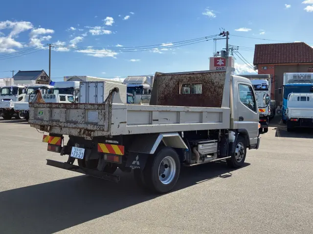 三菱 キャンター TKG-FEBM0(2WD)の写真3