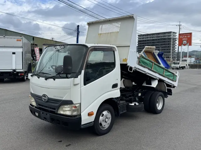 日野 デュトロ TKG-XZC610T(2WD)の写真1