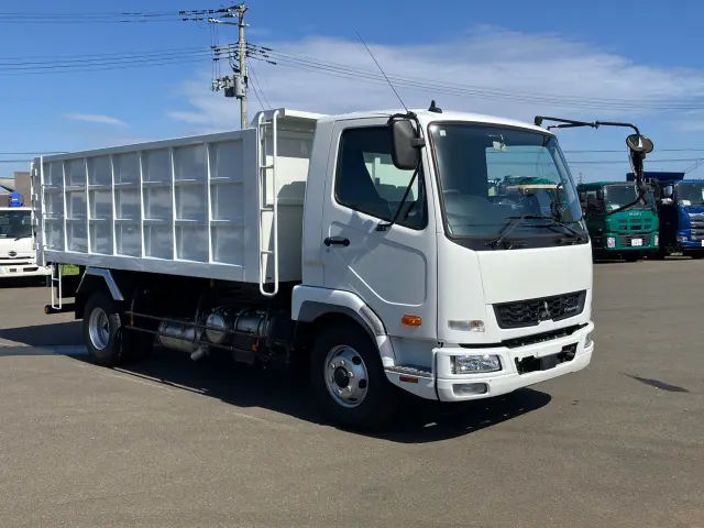 三菱 ファイター 2KG-FK72F(2WD)の写真2