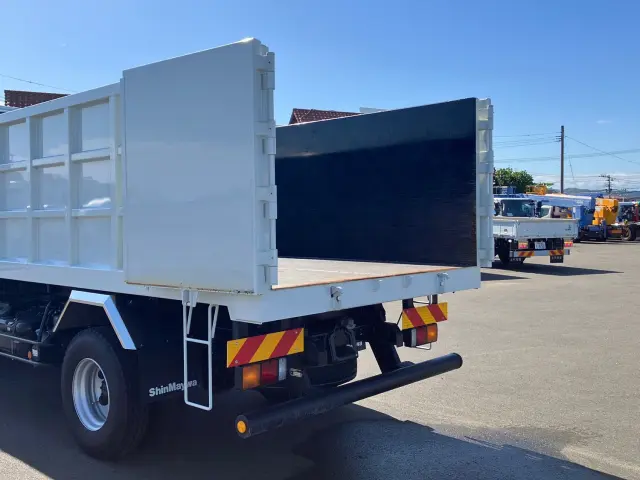 三菱 ファイター 2KG-FK72F(2WD)の写真15