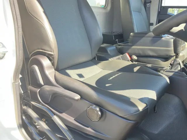 三菱 ファイター 2KG-FK72F(2WD)の写真22