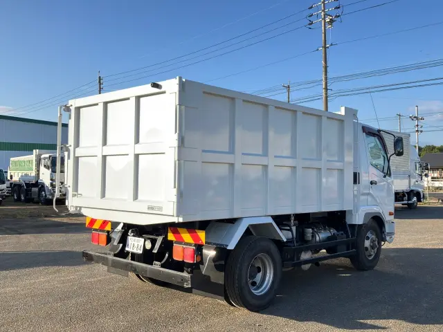 三菱 ファイター TKG-FK71F(2WD)の写真3